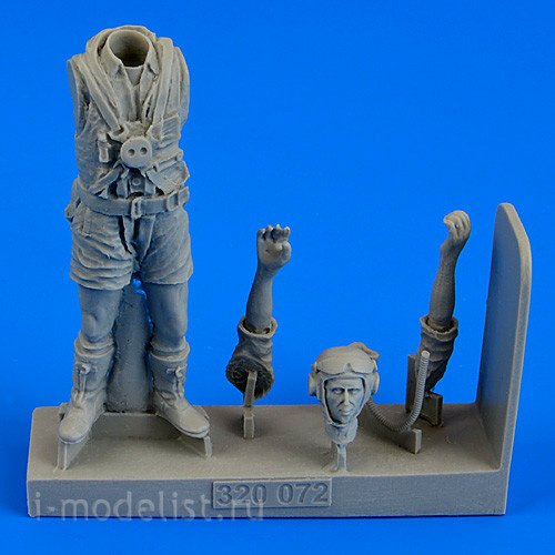 320 072 Aires 1/32 Royal Australian Air Force Fighter Pilot WWII