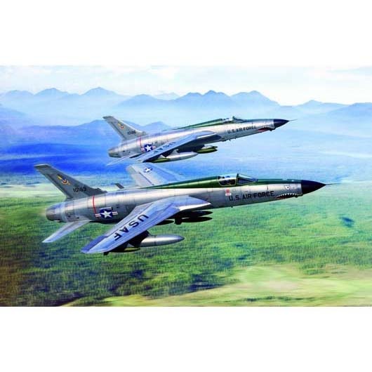 Trumpeter 01617 1/72 F-105D Thunderchief