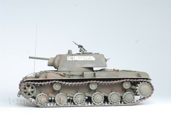 3539 Zvezda 1/35 Soviet tank KV-1