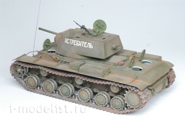 3539 Zvezda 1/35 Soviet tank KV-1