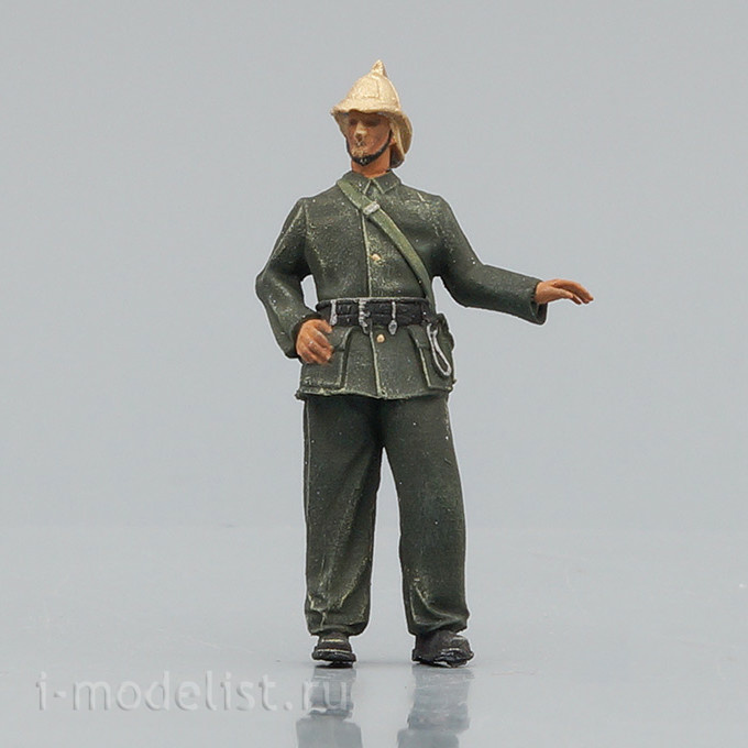 43026 GunTower Models 1/43 Fireman No. 1, painted