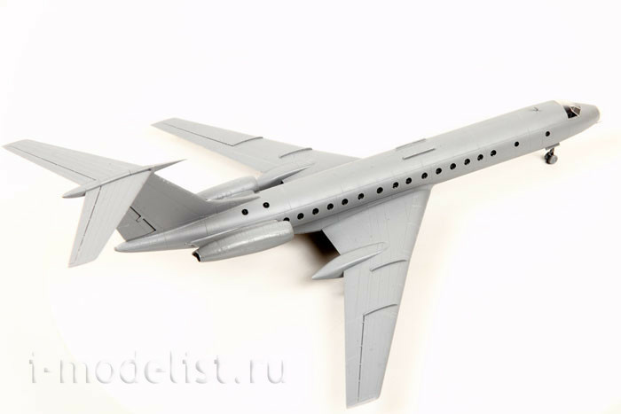 7007 Zvezda 1/144 Passenger airliner TU-134 A/B-3