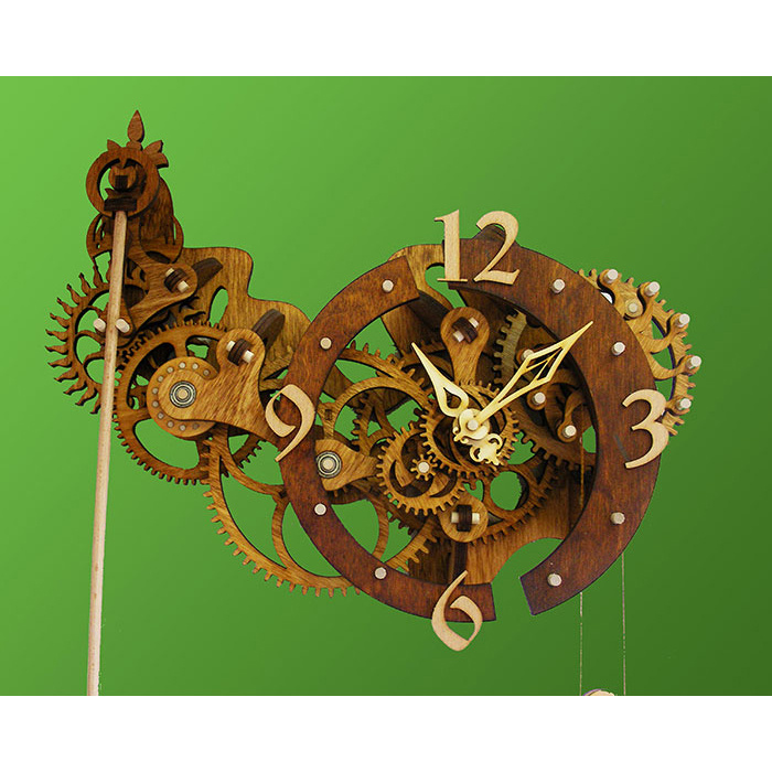 7002 Swmodel Wooden wall clock