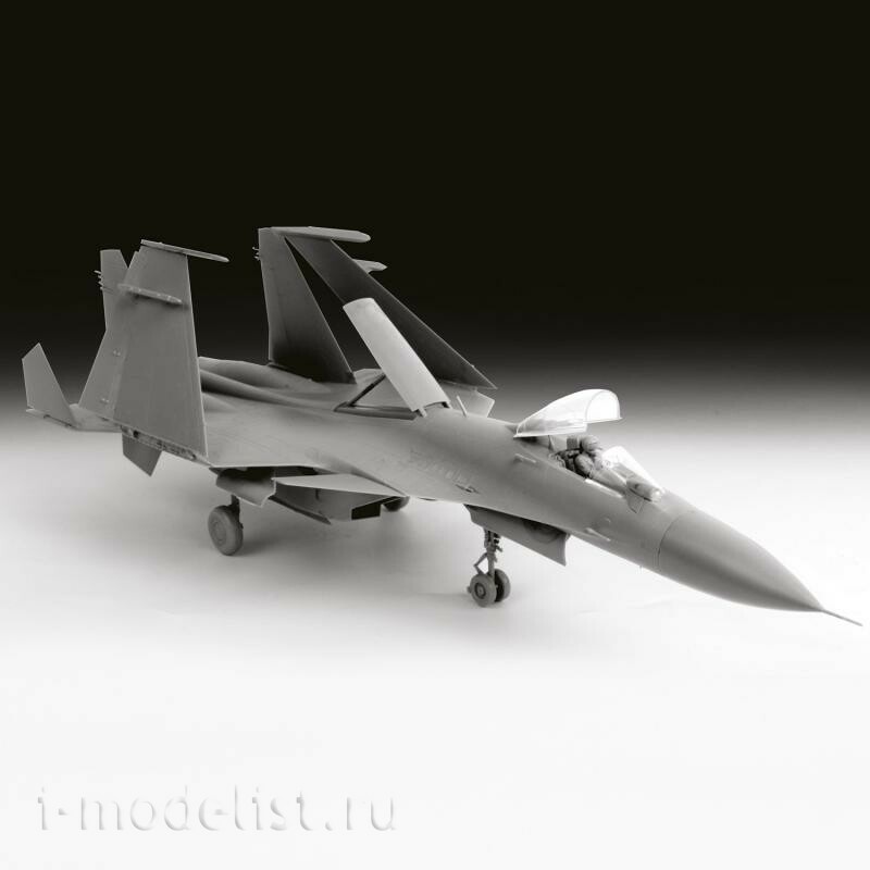 7297П Zvezda 1/72 Подарочный набор: Российский палубный истребитель Су-33