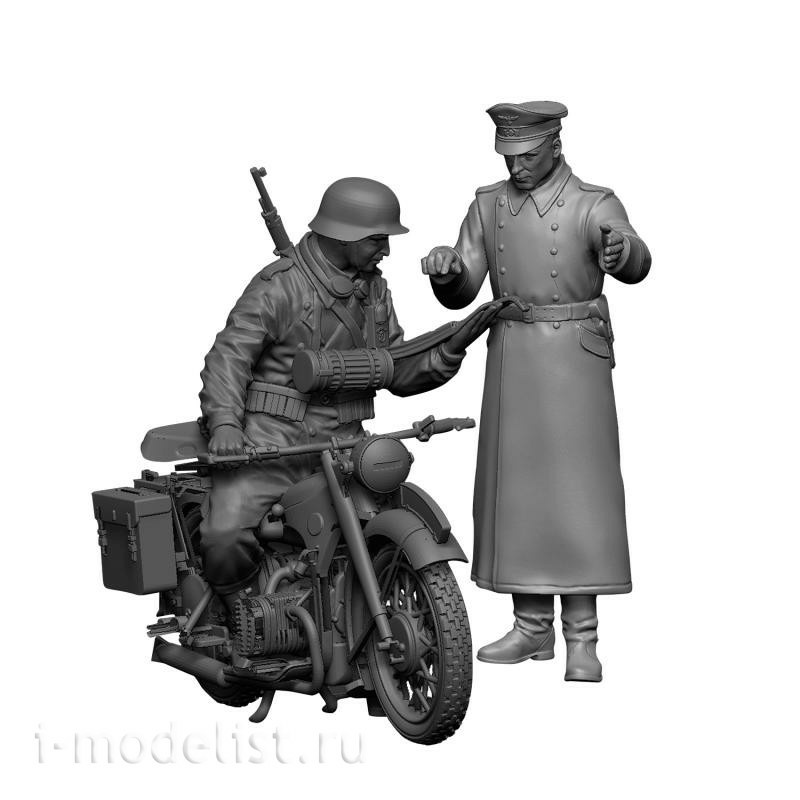 3632 Zvezda 1/35 Motorcycle BMW R-12 with driver