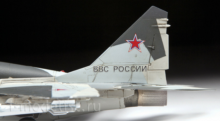 7309 Zvezda 1/72 multi-Purpose front-line fighter MiG-29 SMT