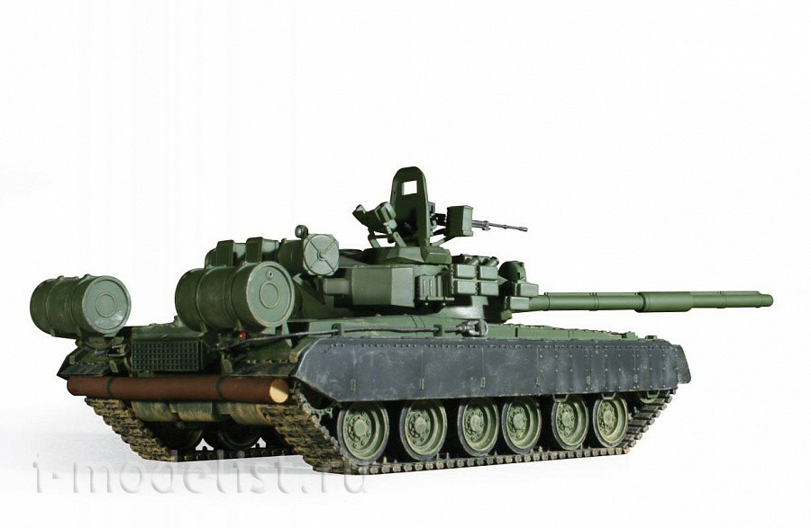 3592 Zvezda 1/35 t-80BV Tank