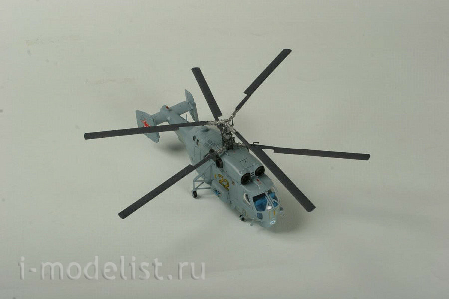 7214 Zvezda 1/72 Russian anti-submarine helicopter 