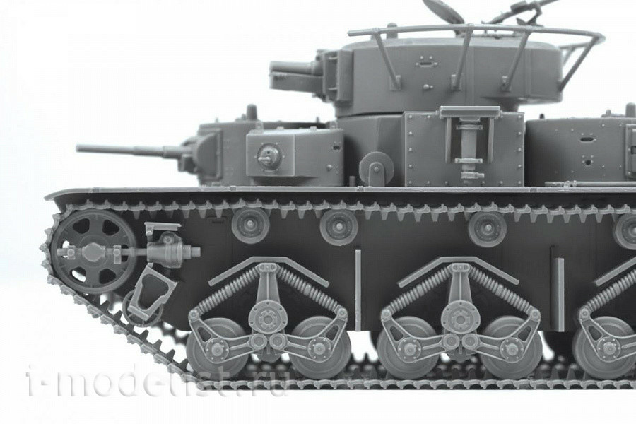5061 Zvezda 1/72 Soviet heavy tank T-35