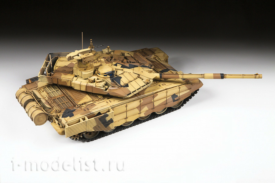 3675 Zvezda 1/35 Russian main battle tank 