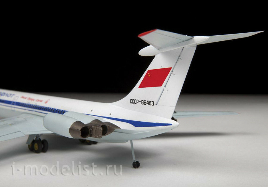 Zvezda 7013 1/144 scales of the Soviet airliner Il-62M