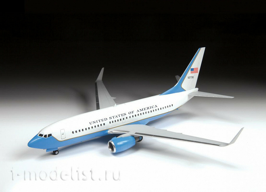 7027 Zvezda 1/144 Passenger airliner Boeing 737-700 S-40B