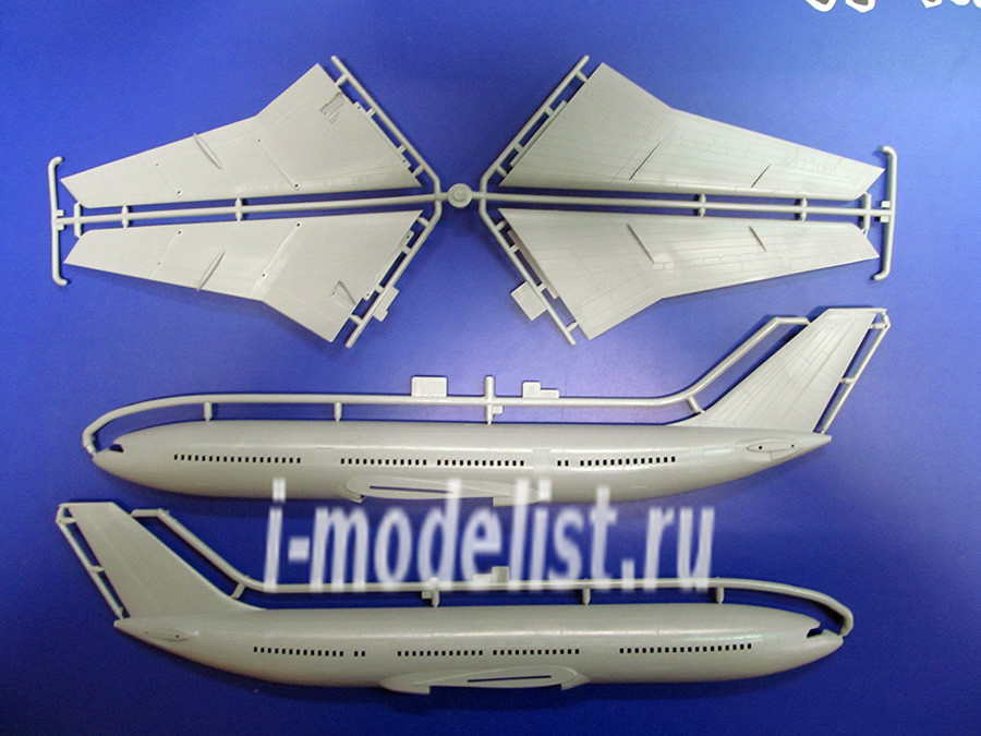 7001 Zvezda 1/144 Passenger airliner Il-86