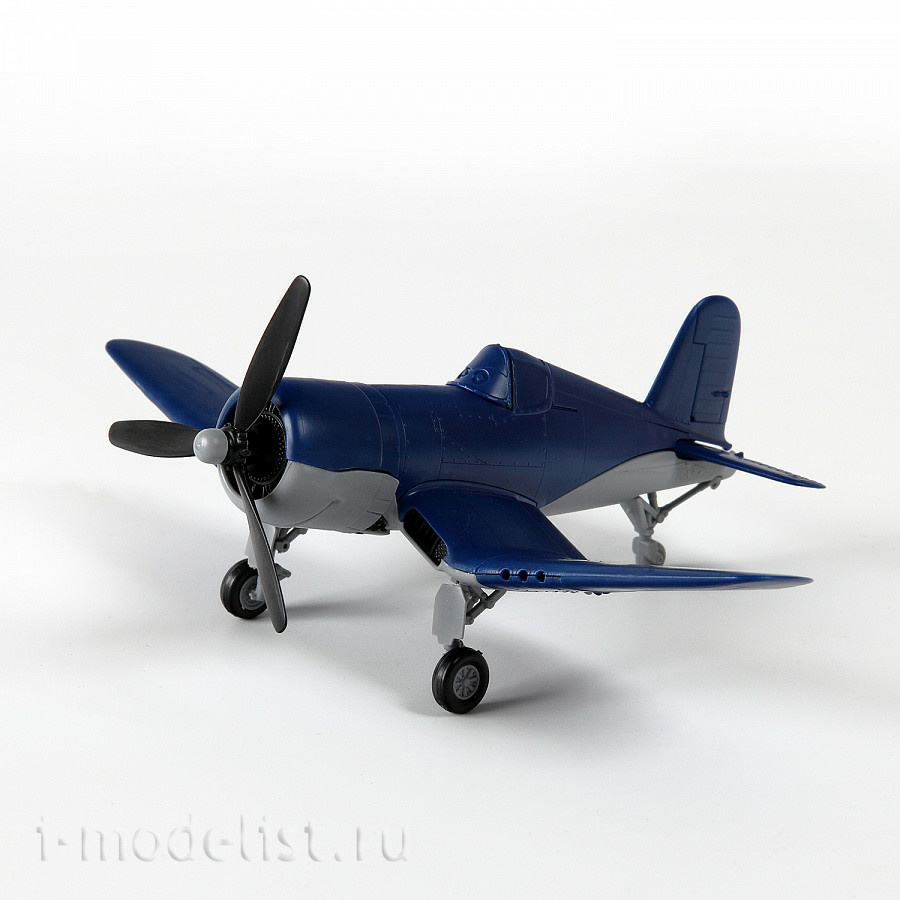 Zvezda 2062 Model Kit "Skipper Riley" from cartoon Disney "Planes" 1/100 