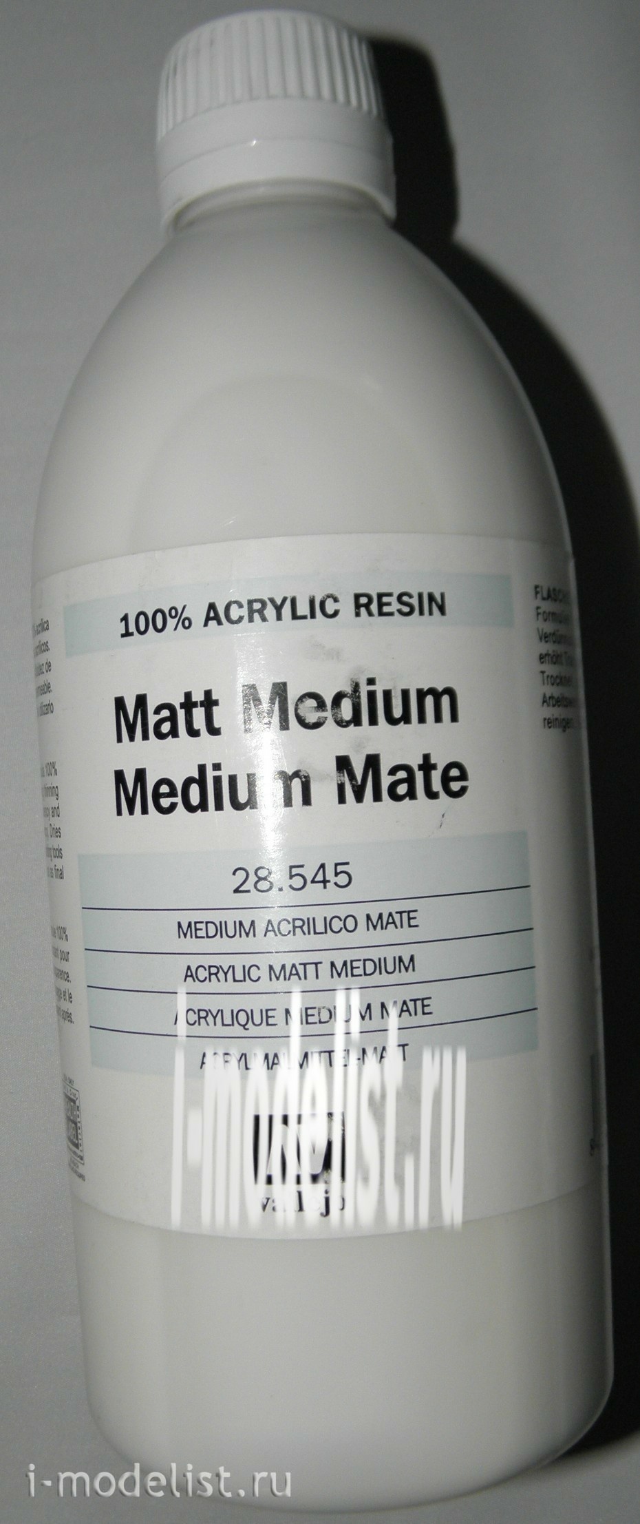 28545 Vallejo acrylic matte Liquid, 500ml.